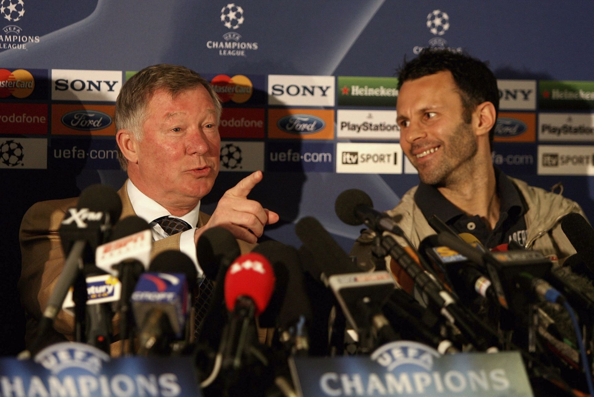 Ryan Giggs (right) enjoyed a superb career under Sir Alex Ferguson (left).